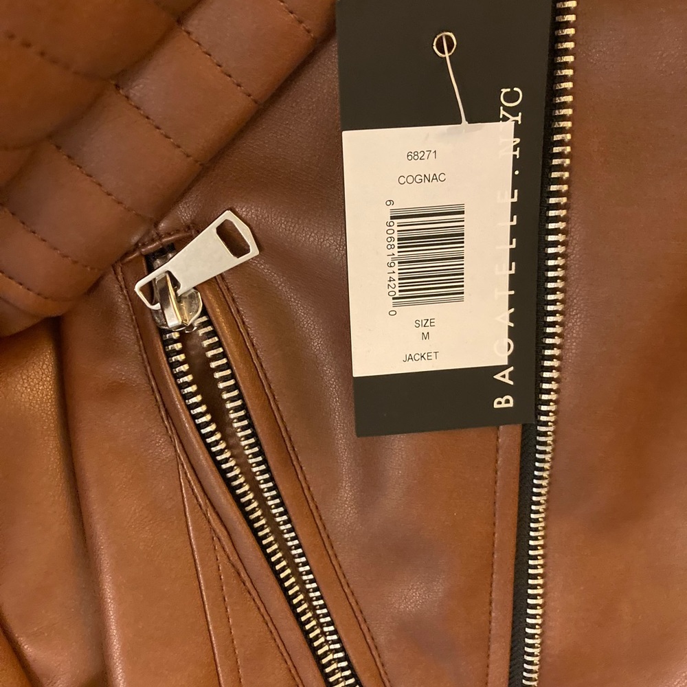 NWT π Bagatelle soft vegan tan leather M - Picture 7 of 13